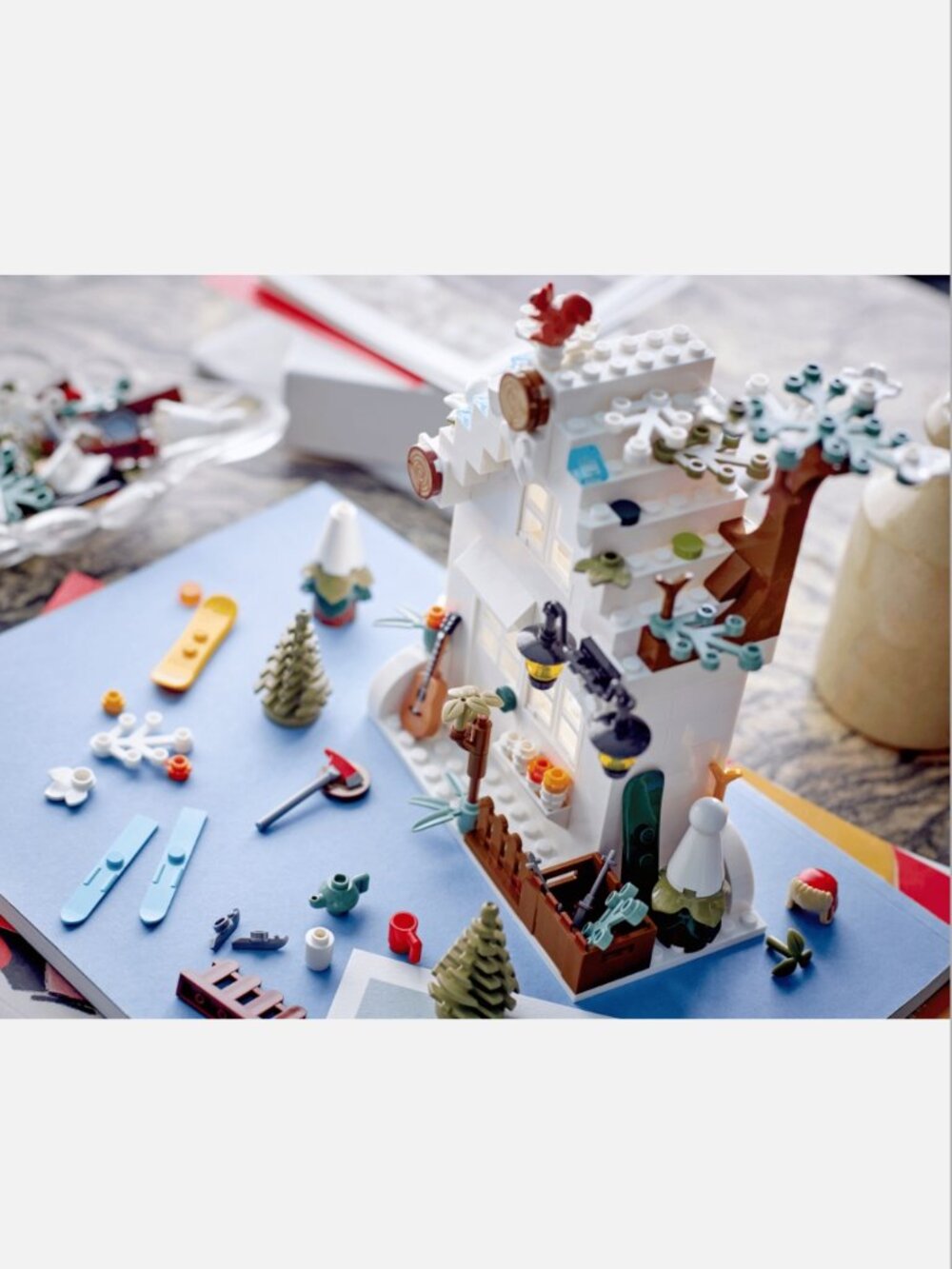 Retired Lego Winter Fun VIP Add On Pack 40610